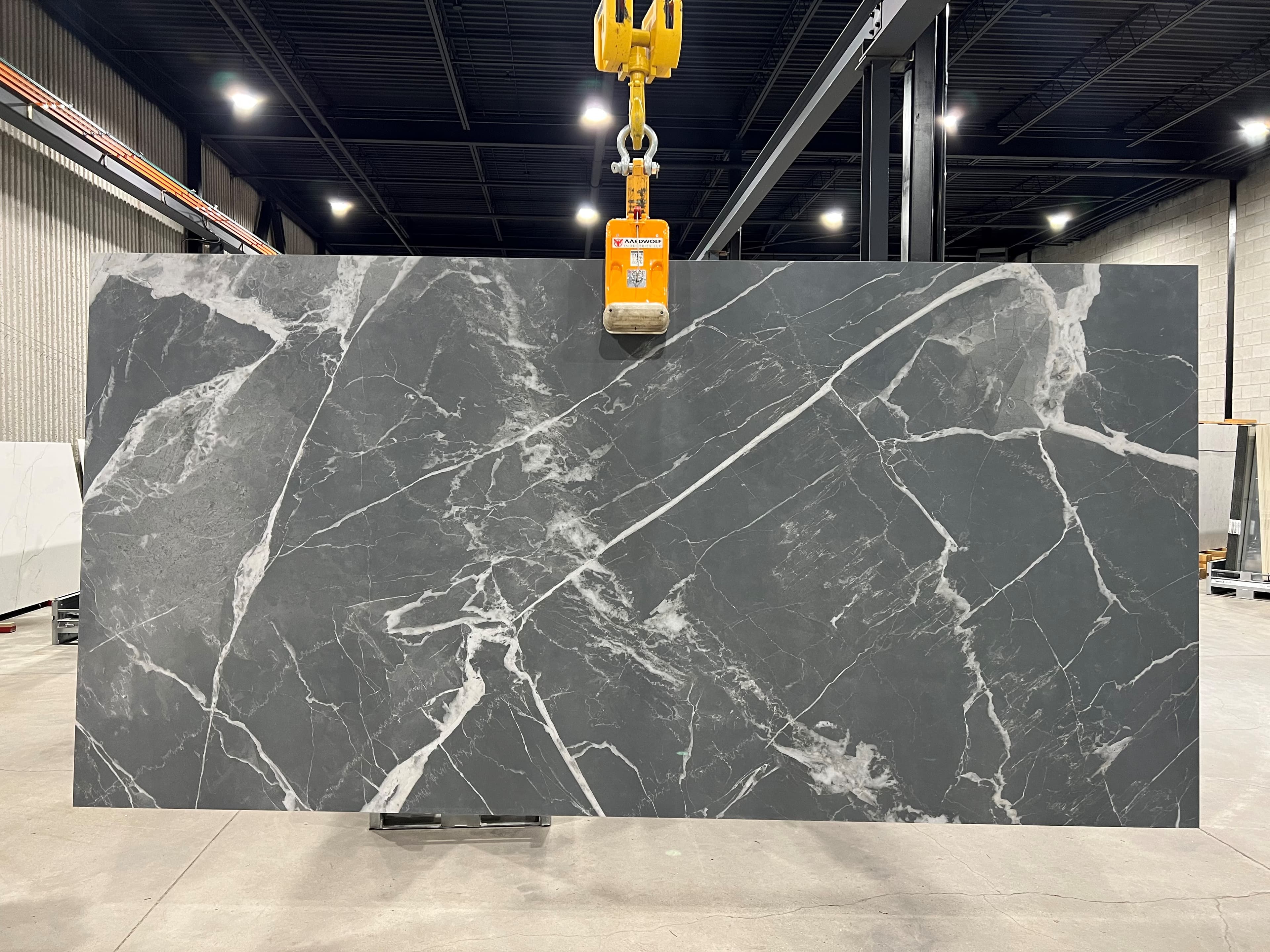 NS Calacatta Black in architectural space