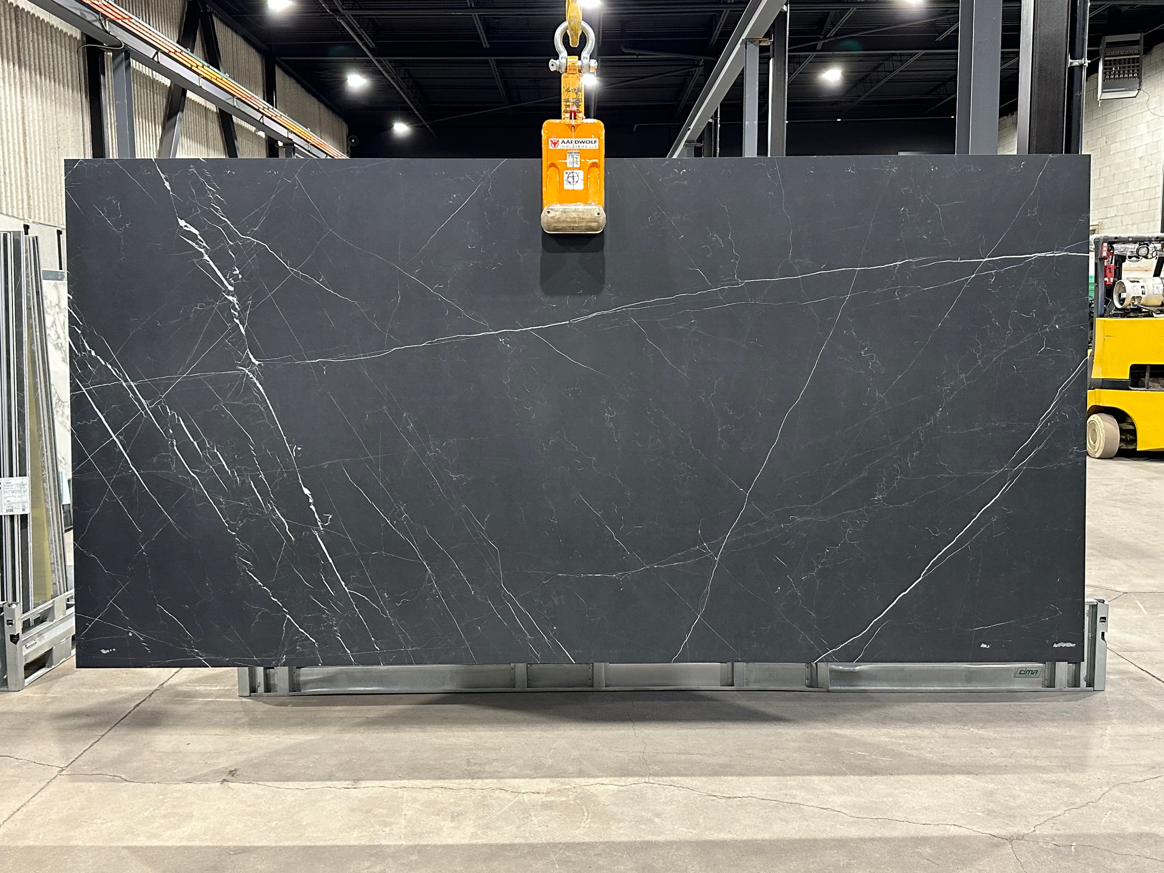 NS Marquina in architectural space