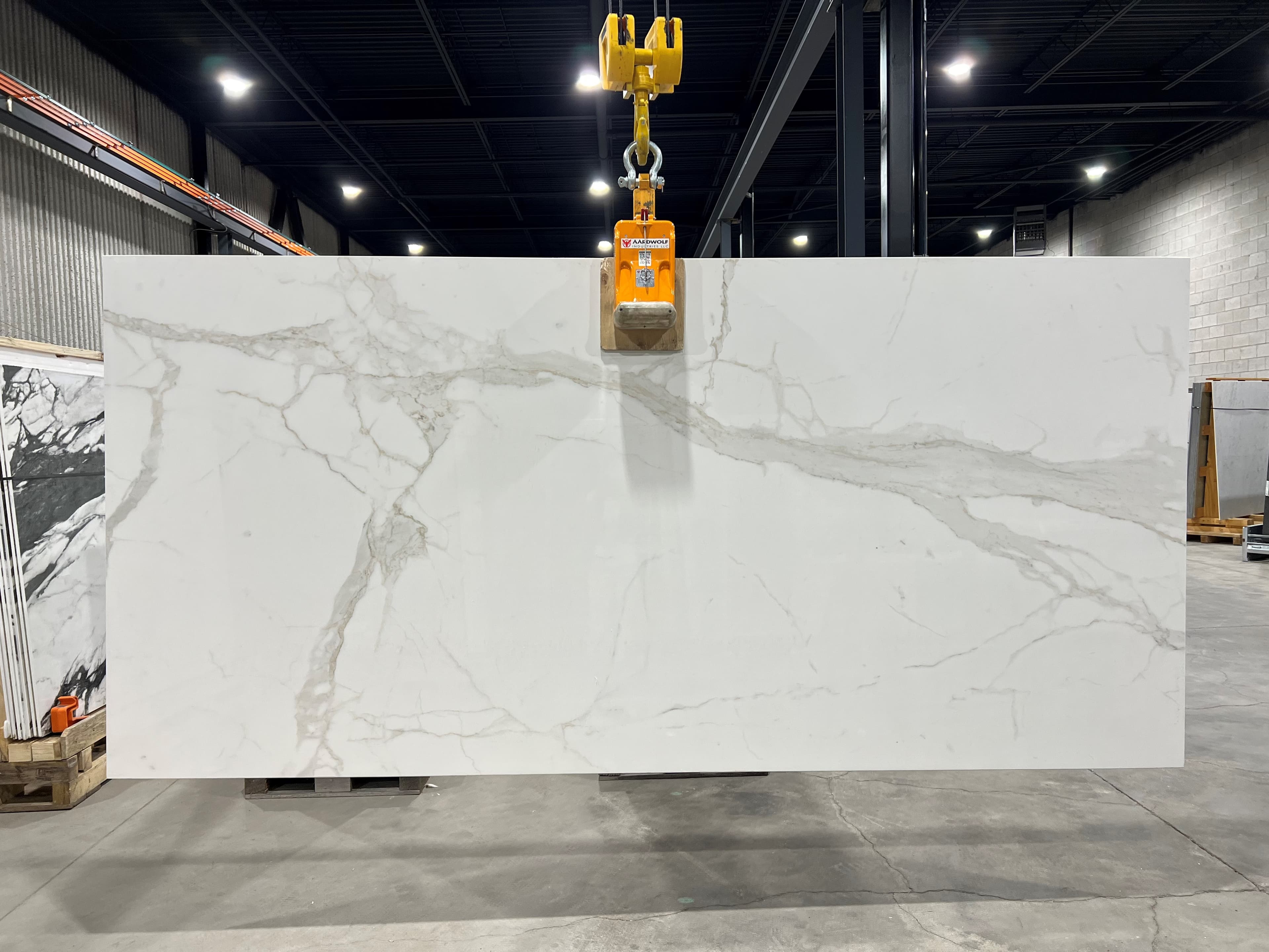 NS Calacatta Super White in architectural space