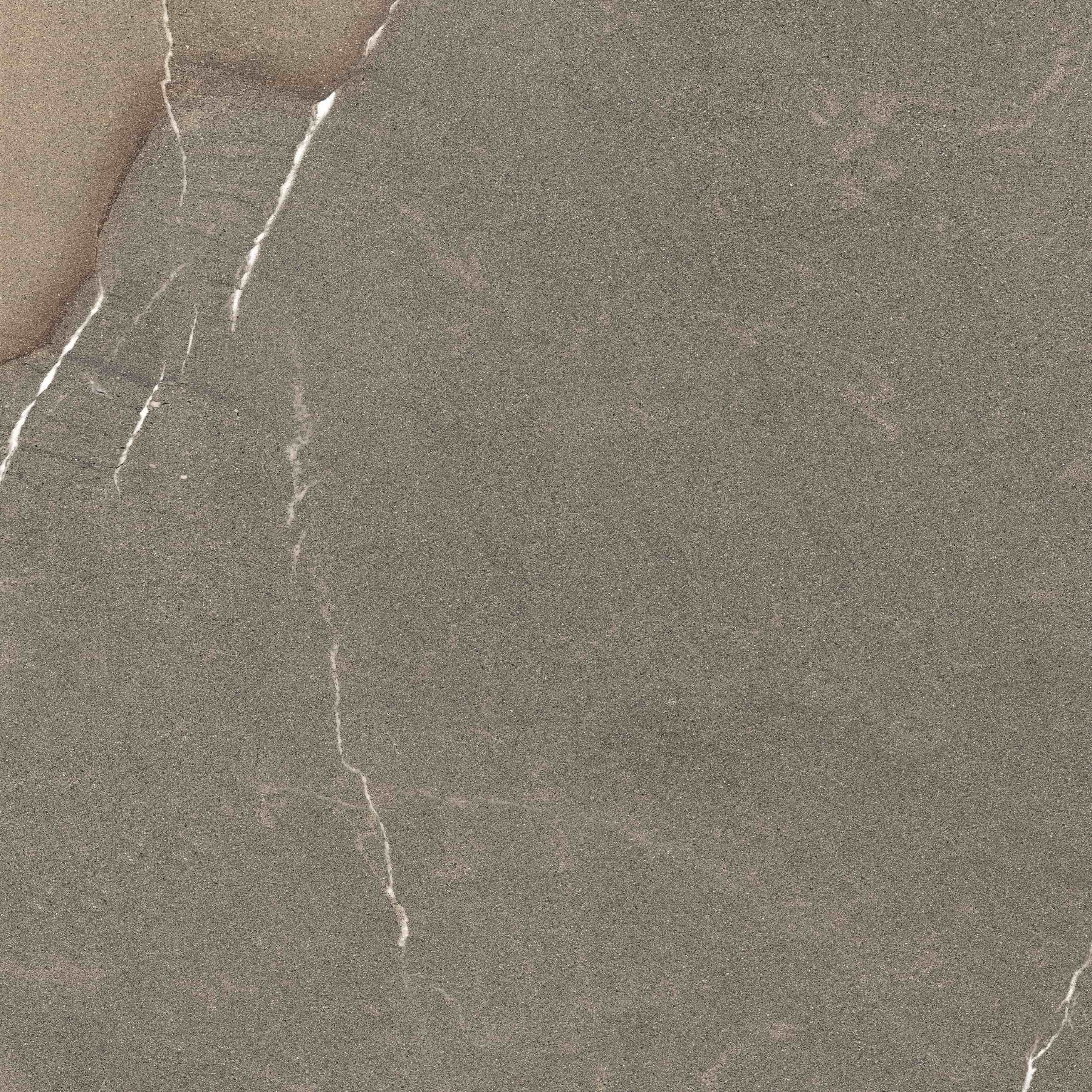 Satin Dark installation space