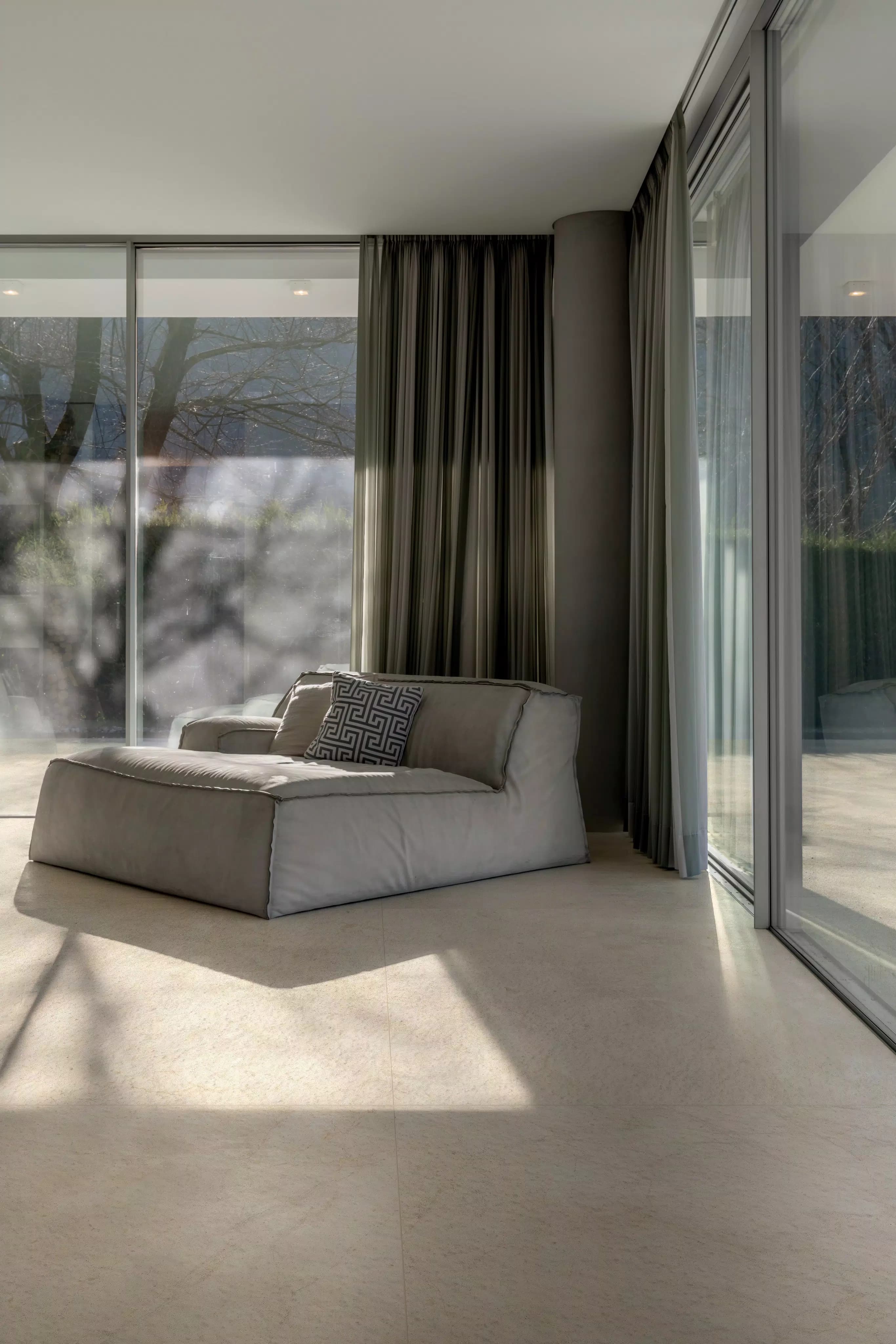 Crema Stone installation space