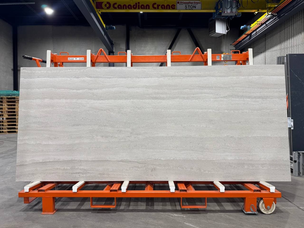 NS Travertine Sabbia Vein-cut installation space