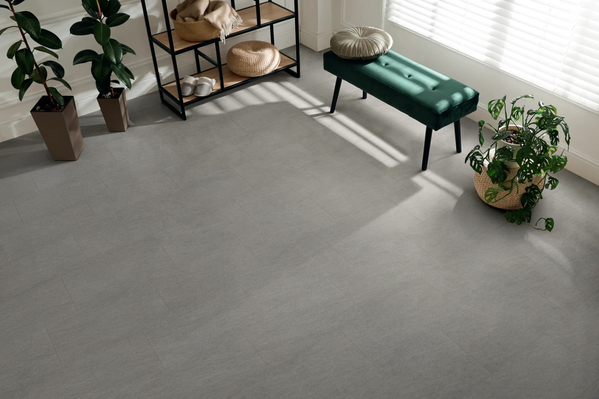 Basalt Light Grey installation space