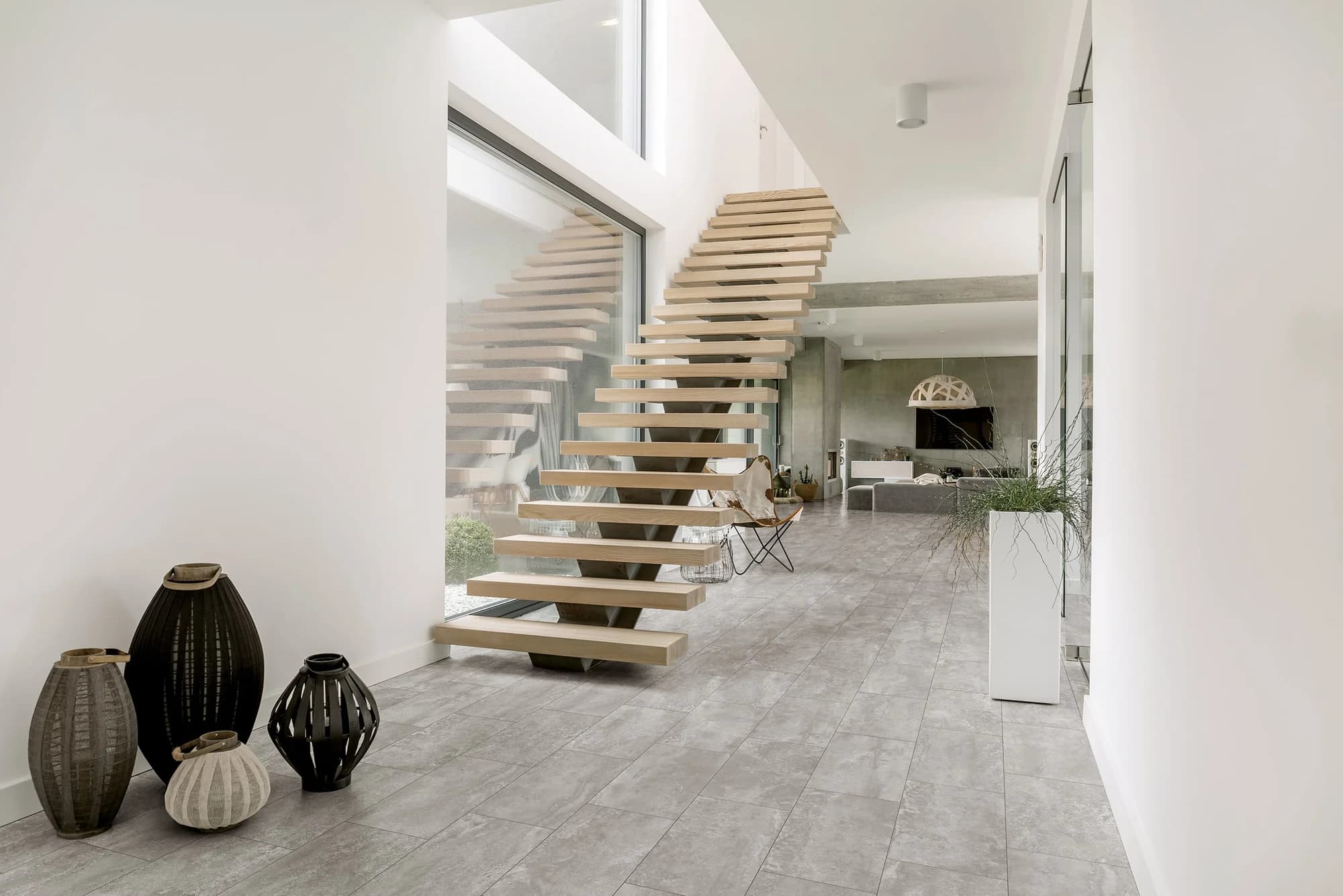 Core Dark Grey installation space