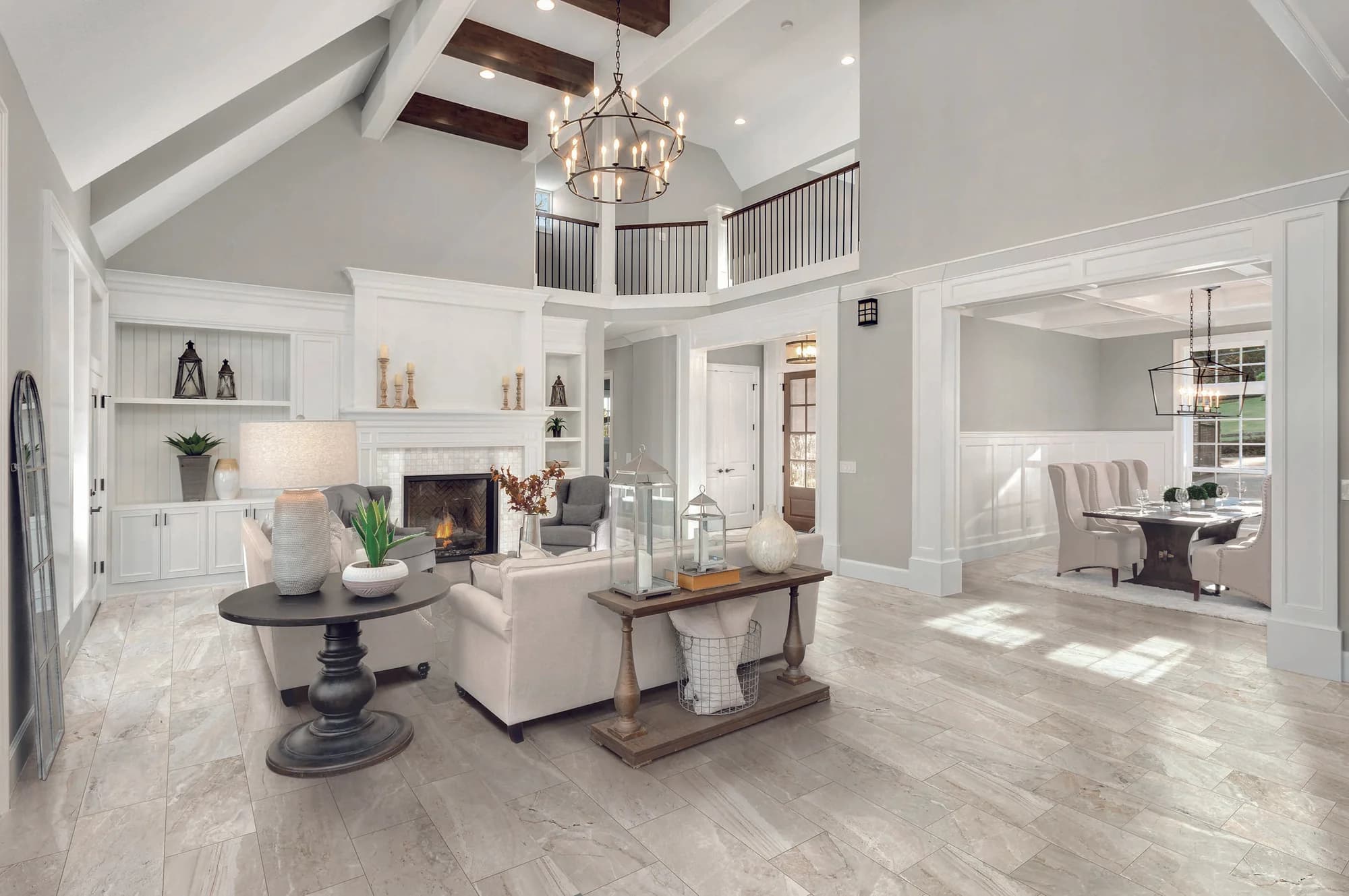 Marbles Oniciata Ivory in architectural space