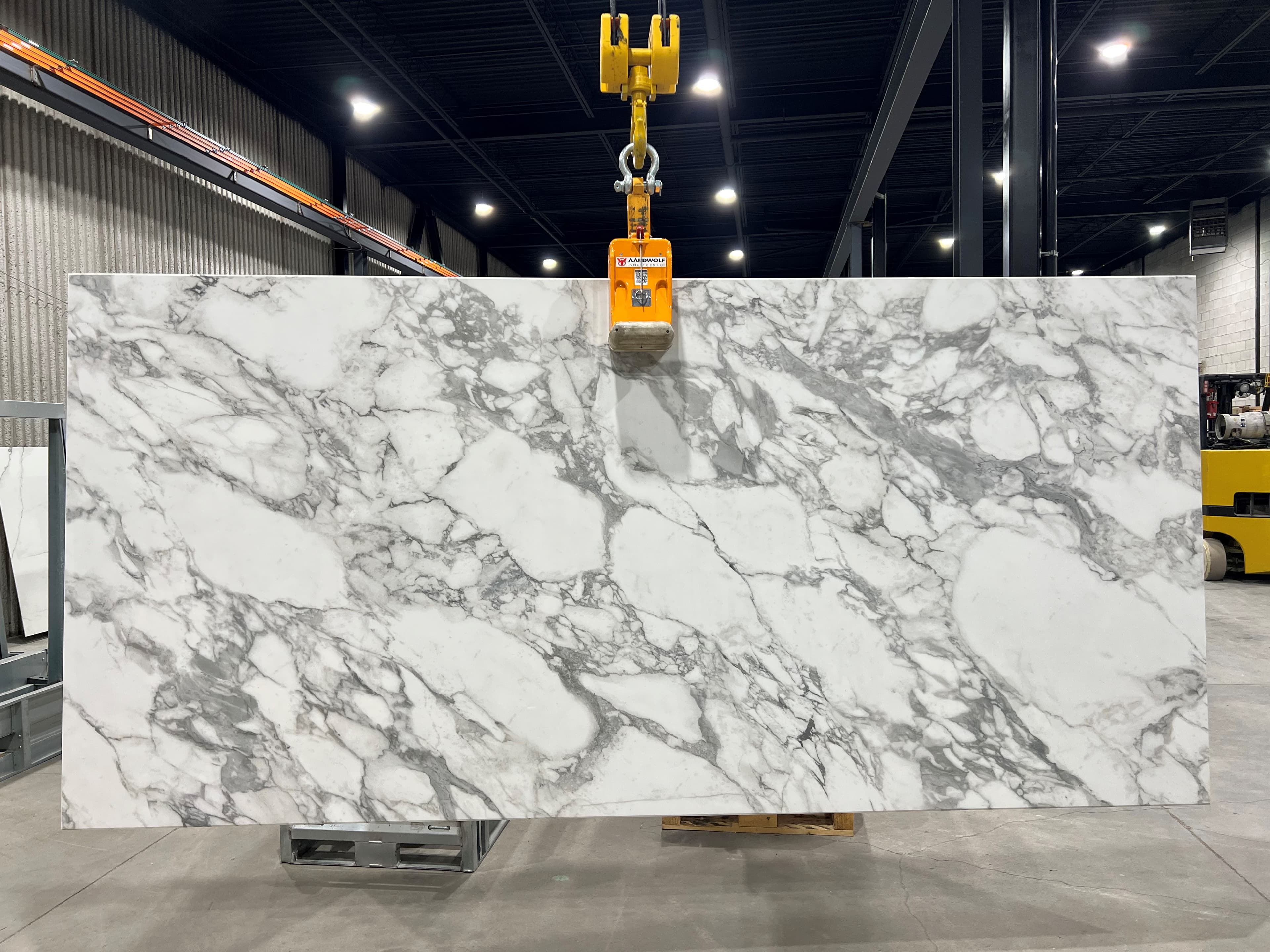 NS Arabescato Grey in architectural space