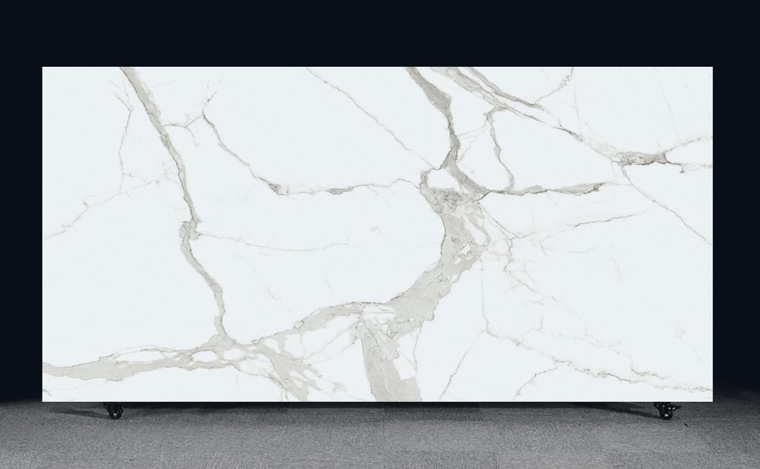 NS Statuario in architectural space