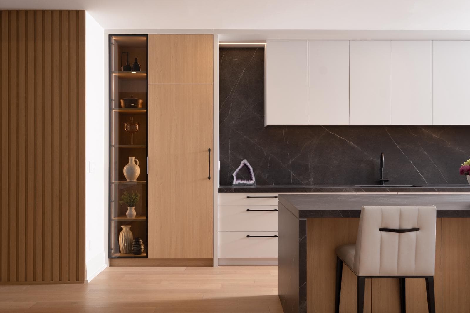 NS Pietra Grey installation space