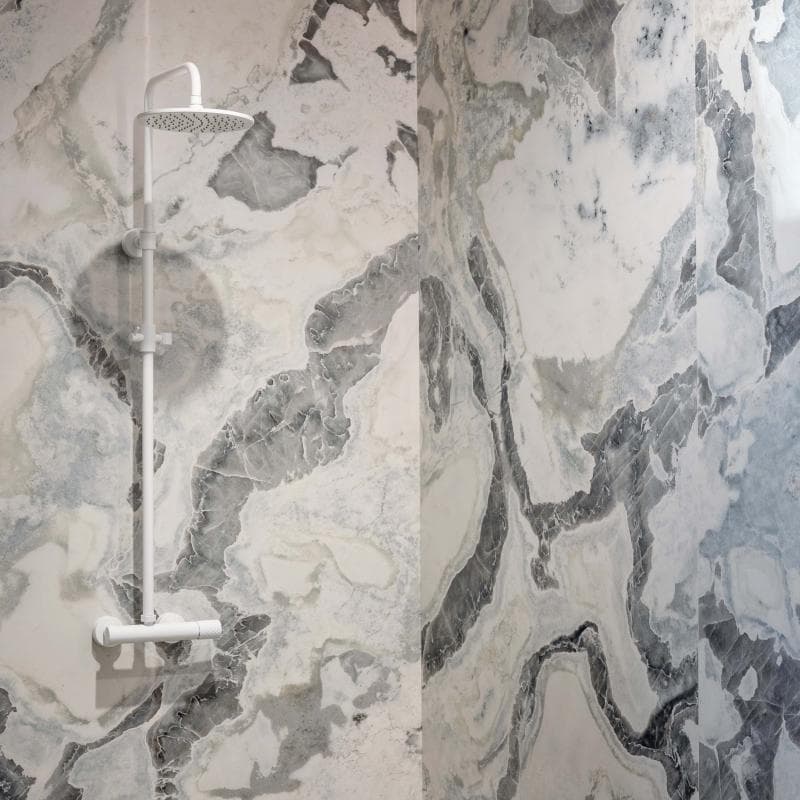 Dover White installation space