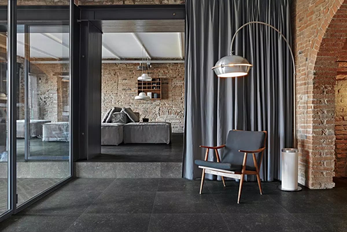 Mystere in architectural space
